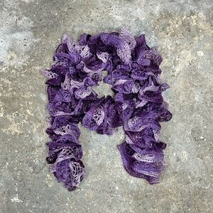 Vintage Purple Ruffle Knit Scarf